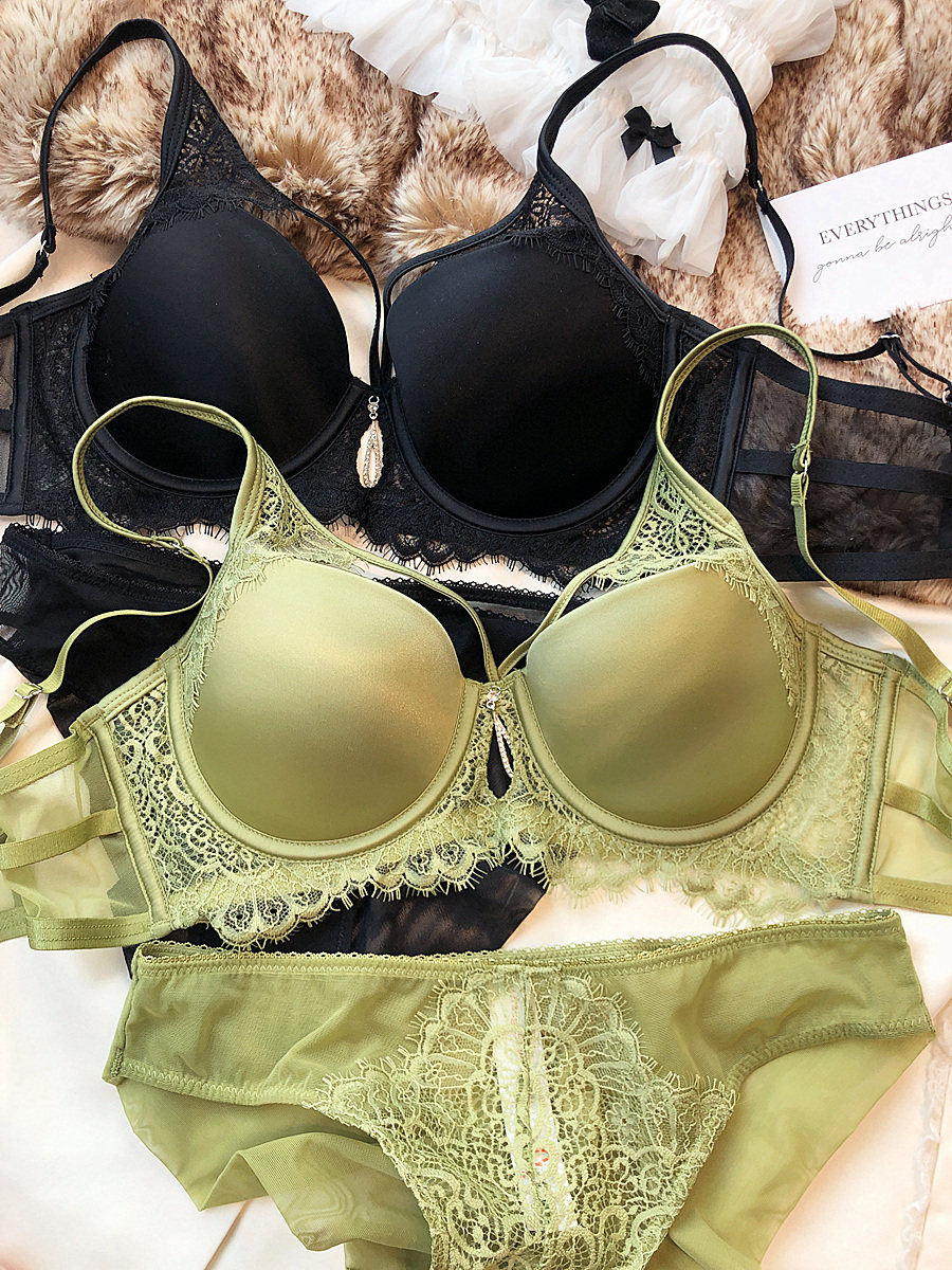 Underwire Bra Padded - Сексуальный комплект бюстгальтеров пуш-ап с вырезами,